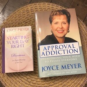 Joyce Meyer bundle Starting Your Day Right Devotions and Approval Addict…